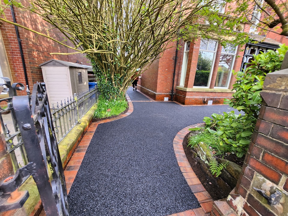 Tarmac surfacing driveway installation in Jersey by Tarcivils