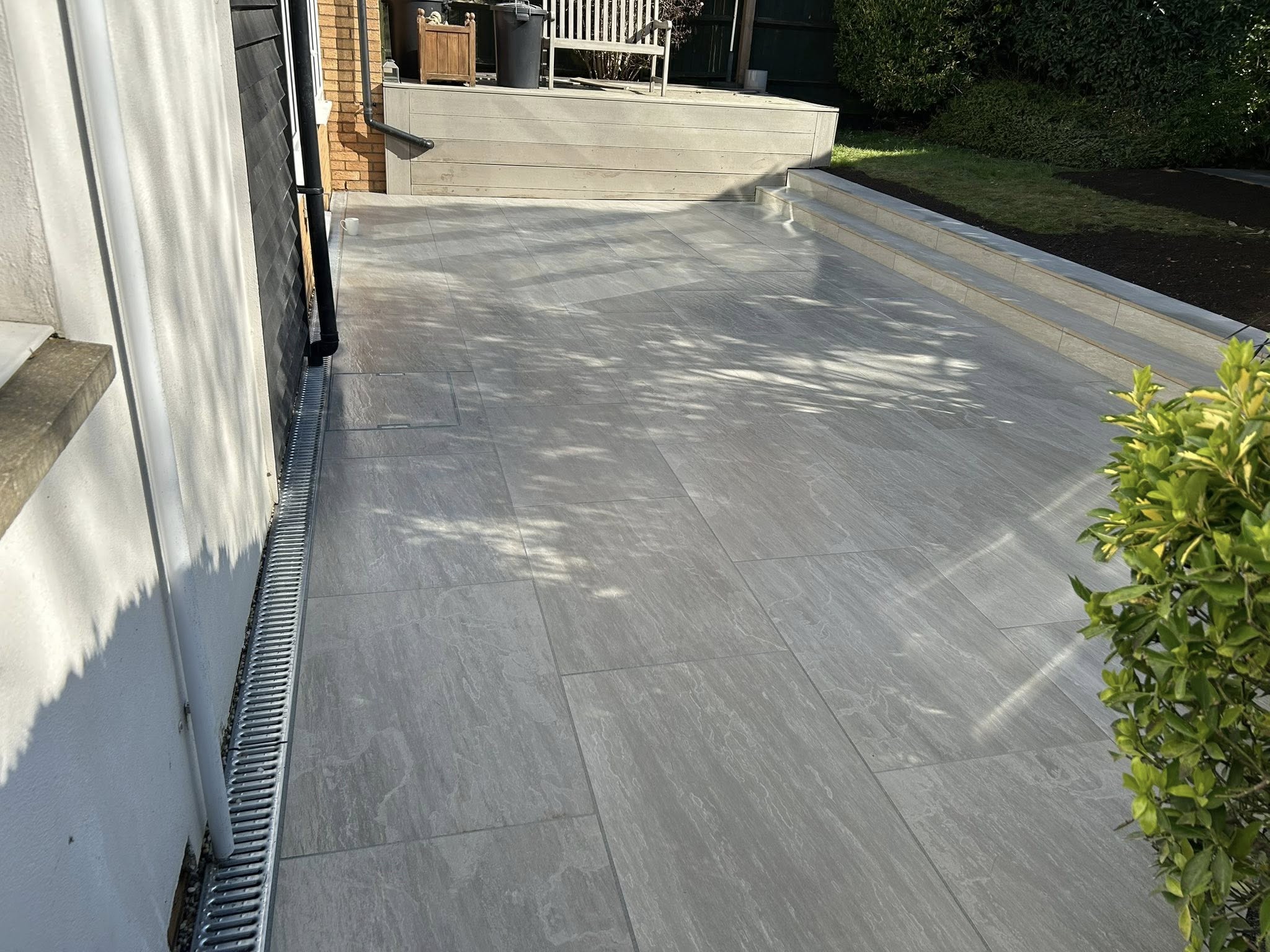 Paving Jersey porcelain project